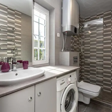 Apartamentai Jurates Gatveje *